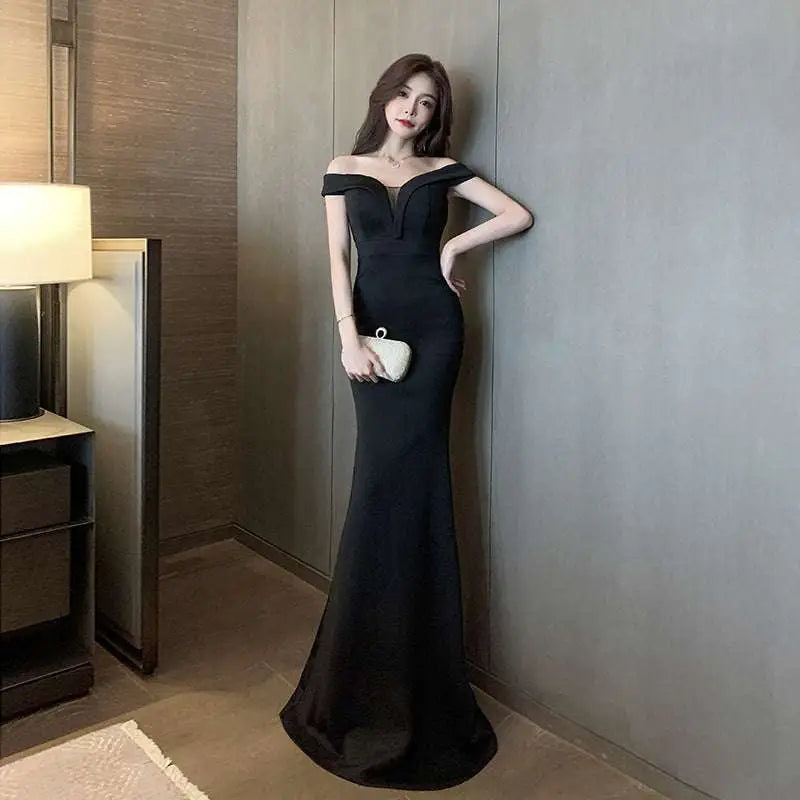 Navy Blue Satin One Shoulder Celebrity French Style Gown